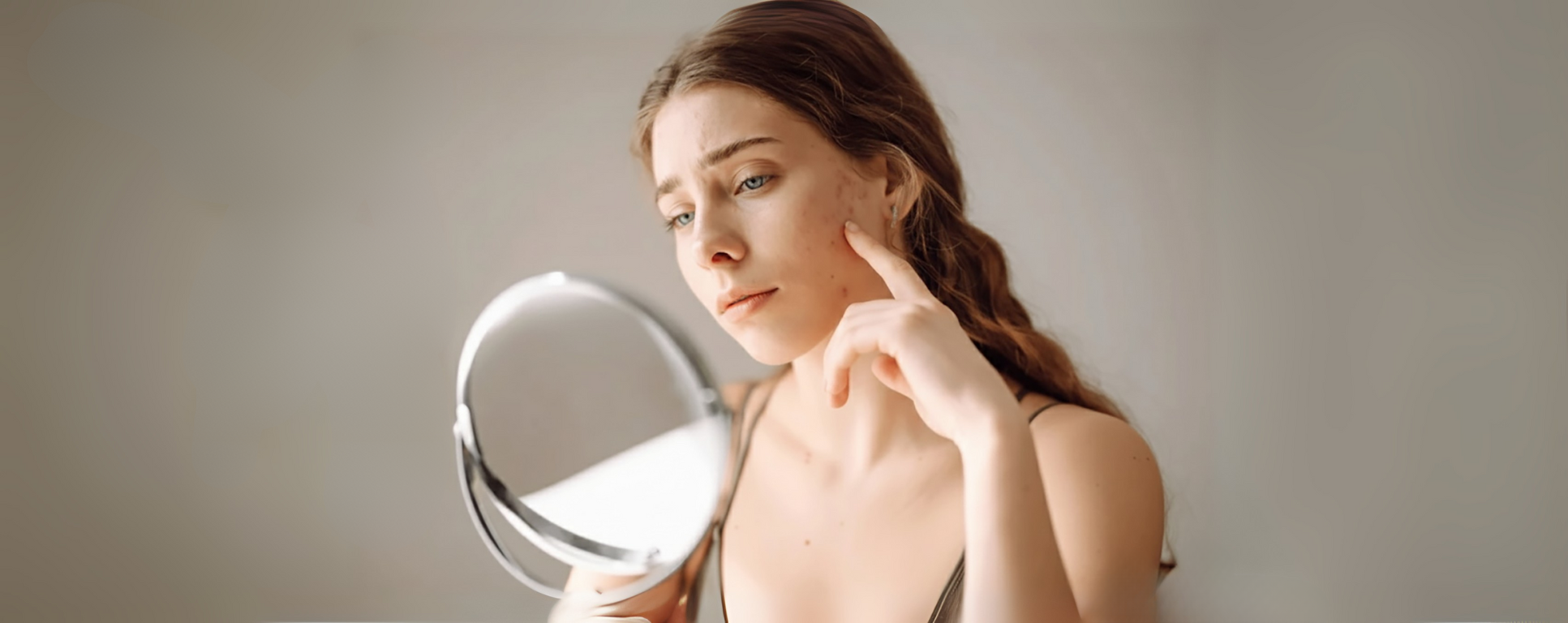 Traitement de l’acné par laser et microneedling à Lausanne